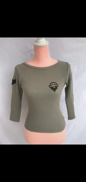Tee shirt