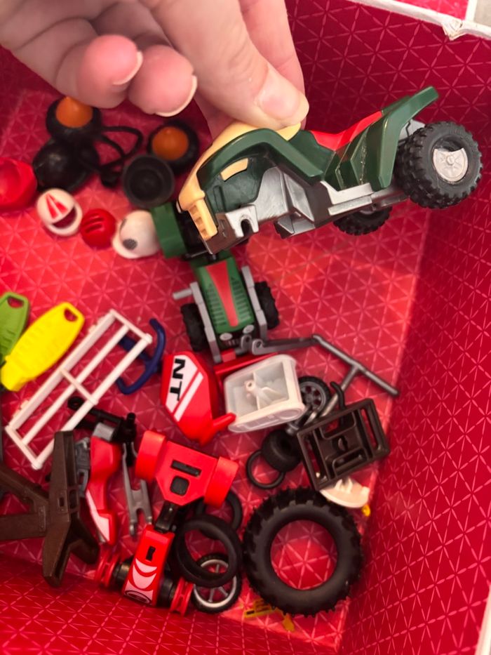 Boîte accessoires divers playmobil - photo numéro 10