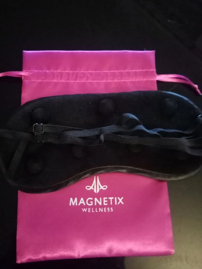 Petit masque détente magnétique (aimants) - photo numéro 3