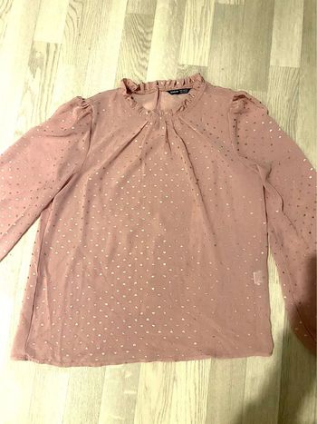 Blouse rose pale petits cœurs dorés