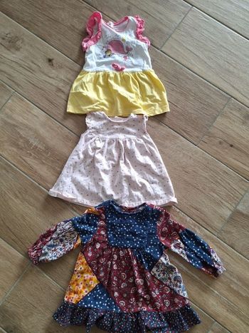 Lot 3 robes fille 9 mois