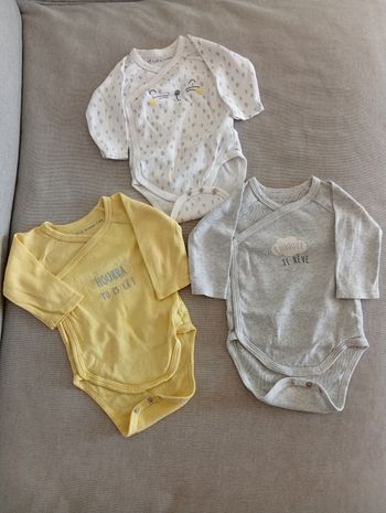 Lot 3 bodies manches longues mixte