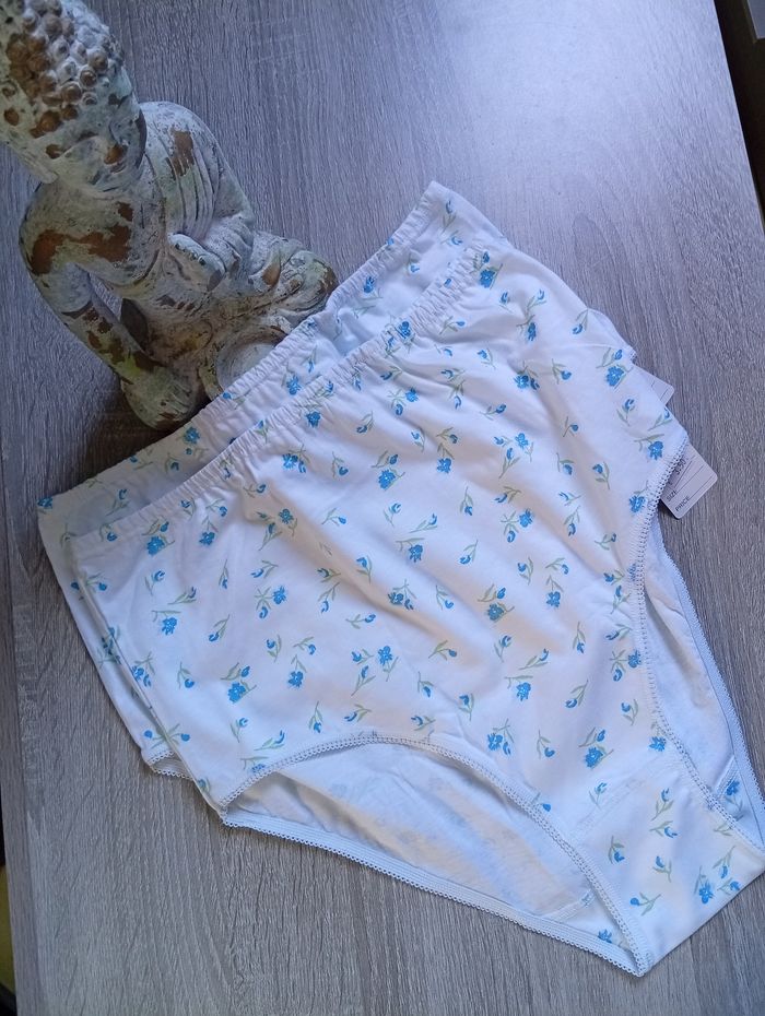 Joli lot de 2 culottes fleuries 💯 coton dû 50/52 - photo numéro 3