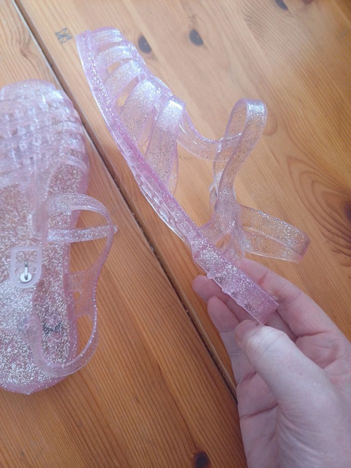 Chaussures d'eau roses à paillettes - photo numéro 4