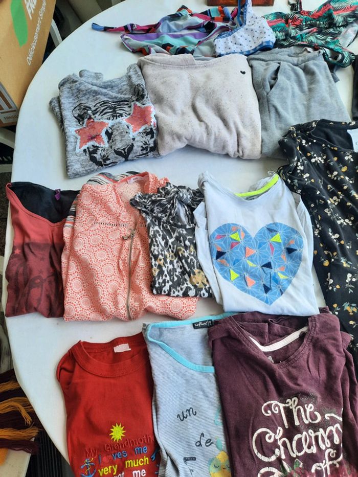 Lot vêtements fille 10/12 ans - photo numéro 2