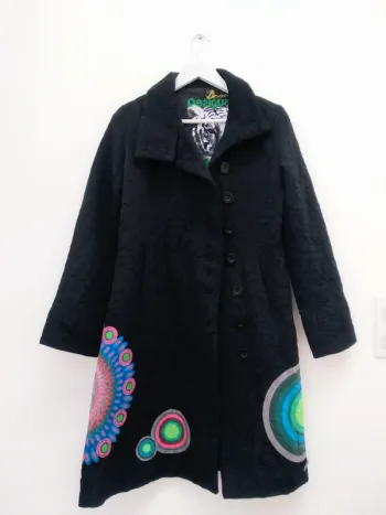 Beau manteau Desigual taille 40