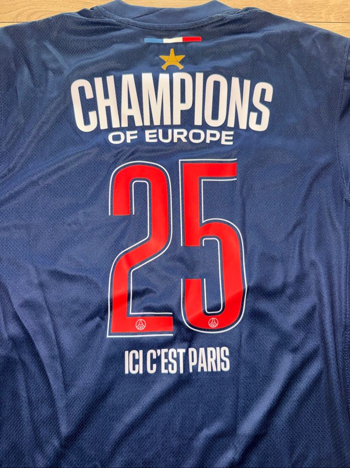 Maillot PSG Champions d’Europe 2025 - Éditions Spéciale - photo numéro 5