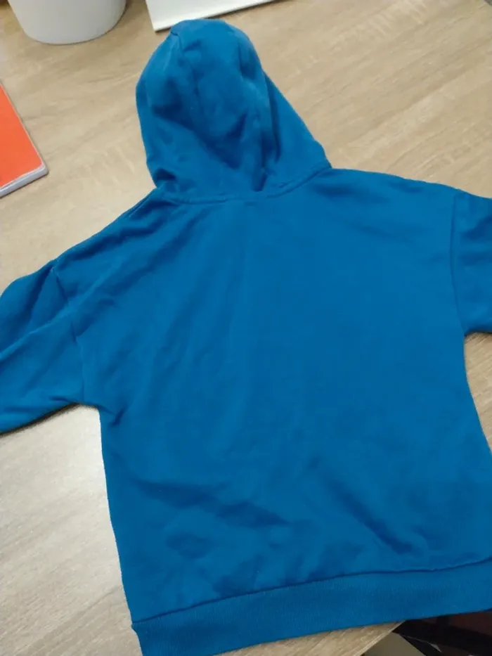 Pull 6 / 7 ans - photo numéro 2