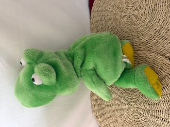 marionnette grenouille eddy toys bruitage