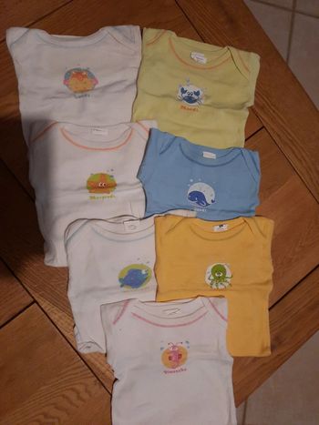 7 Bodies filles 6 mois