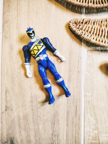 🙅 Power rangers dino charge figurine ranger bleu marque Bandai