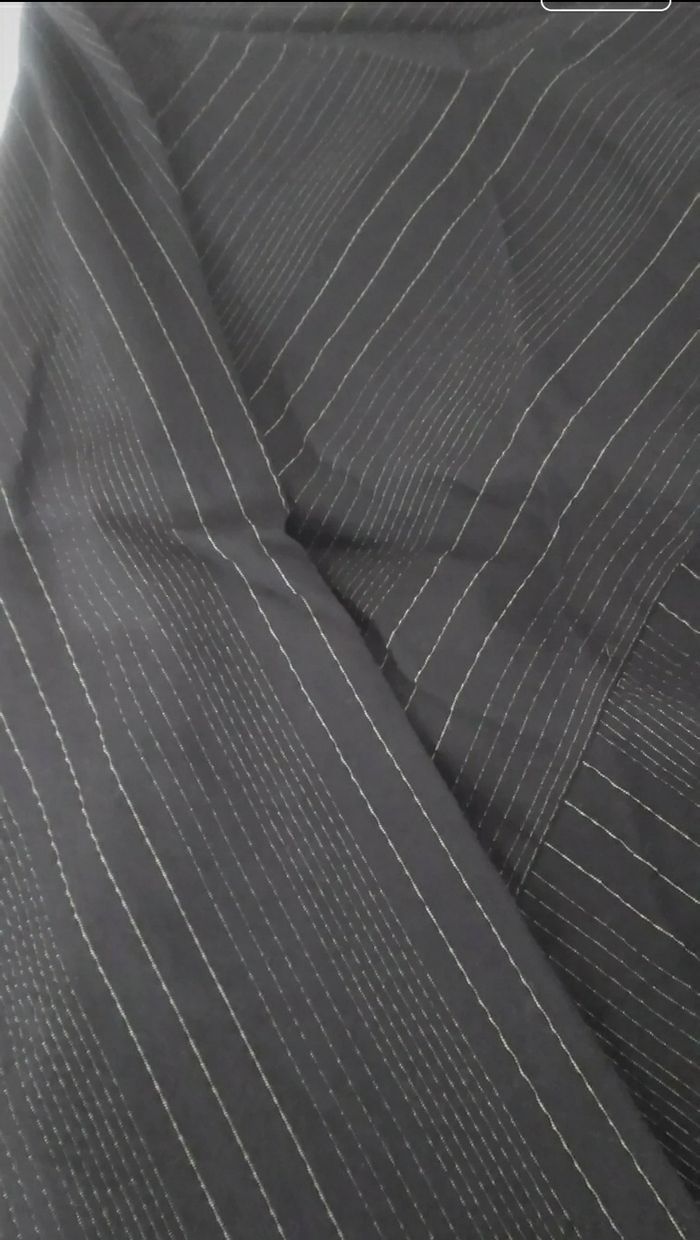 Jupe noir - photo numéro 2