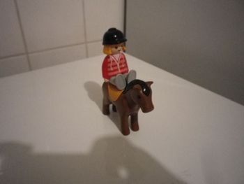 CAVALIERE PLAYMOBIL 1ER AGE