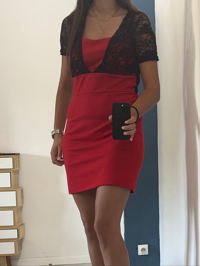Robe chic Taille 40 peu portée - photo numéro 2