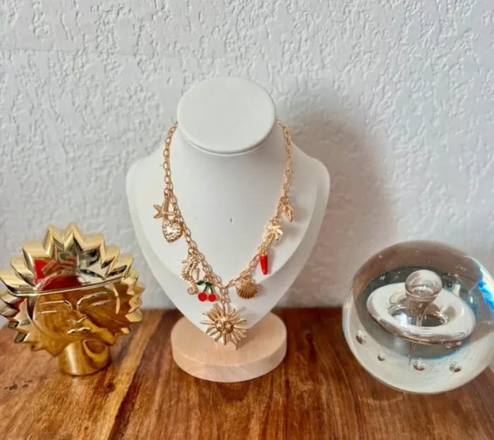 Collier à breloques soleil - photo numéro 4