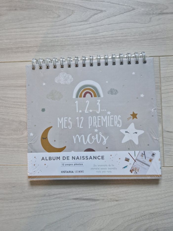 Album de naissance Ostaria 1,2,3... mes 12 premiers mois - photo numéro 1