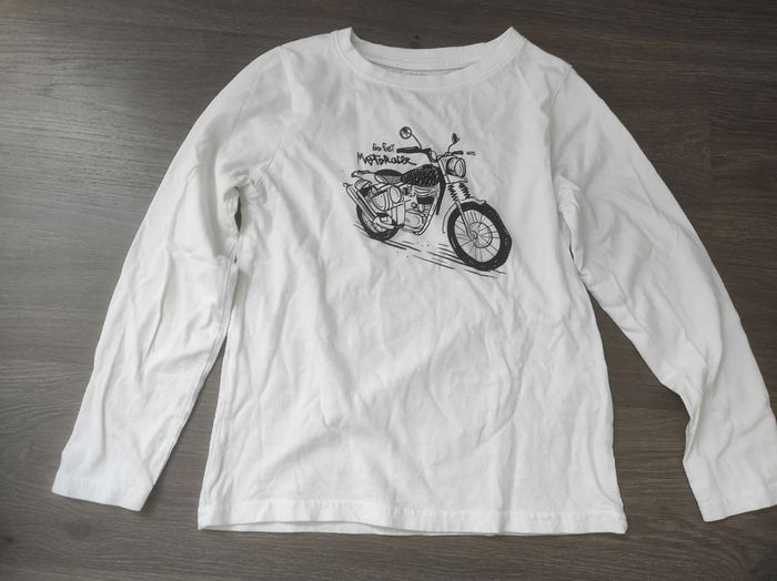 Tee-shirt manches longues garçon 8 ans