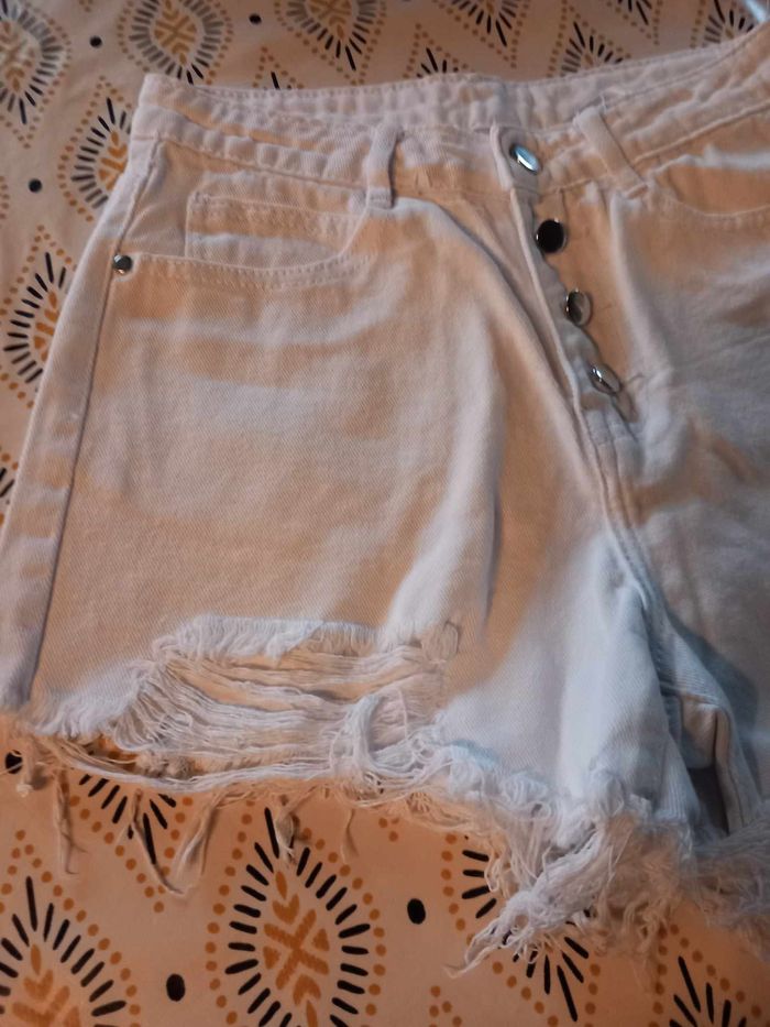 Mini short avec Mickey taille XS - photo numéro 5