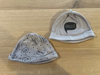 Lot bonnets gris naissance