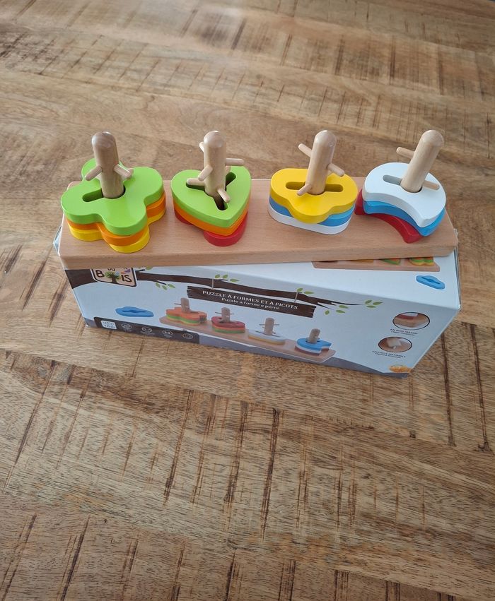 Puzzle a formes et a picots - photo numéro 2