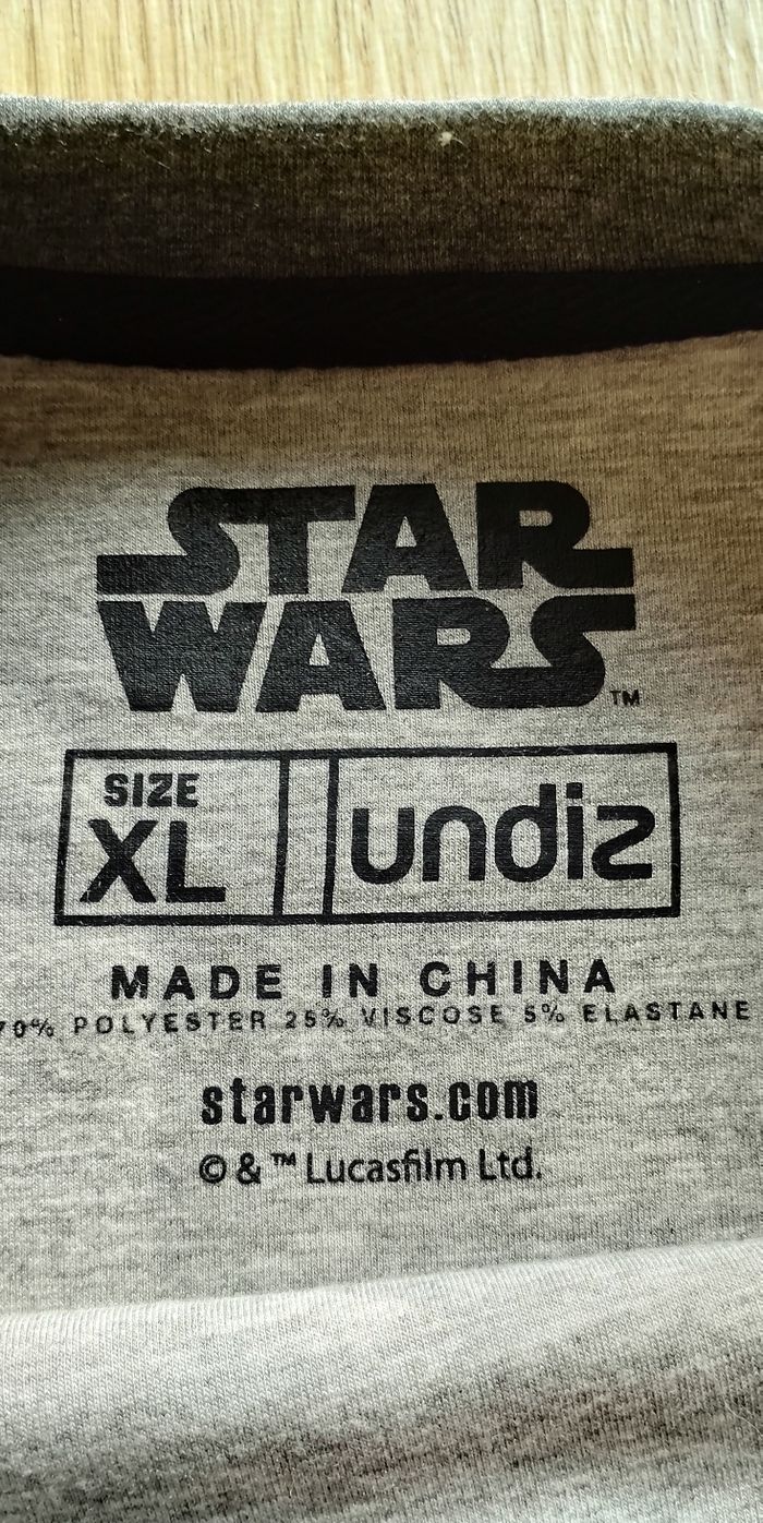 Sweat Star Wars "Stormtrooper" à relief  taille XL - photo numéro 4