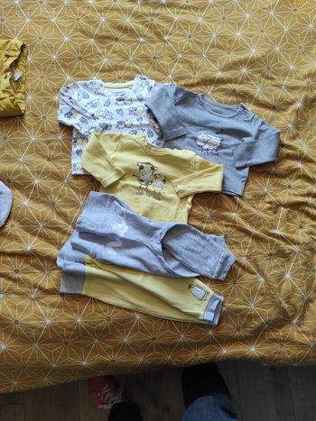 Lot 3tee shirt +2pantalon legging vache 🐄 mouton 🐑