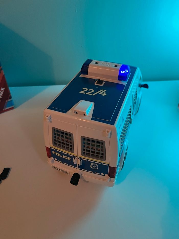 Véhicule police Playmobil - photo numéro 5