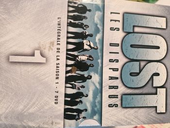 L'intégralité  de la saison 7 DVD. Lost les disparue