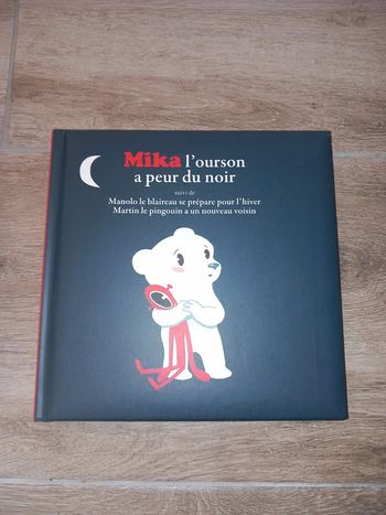 Livre enfant mika l'ourson à peur du noir auzou