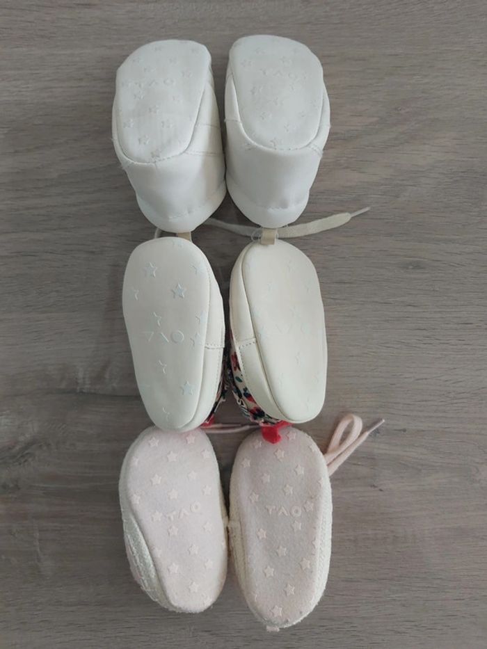 Lot chaussures 1er âge bébé - photo numéro 5