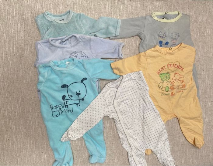 Carton Lot vêtements bébé garçon 1mois - photo numéro 2