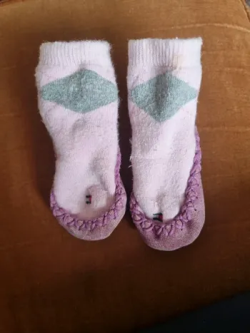 Chaussons chaussettes bébé