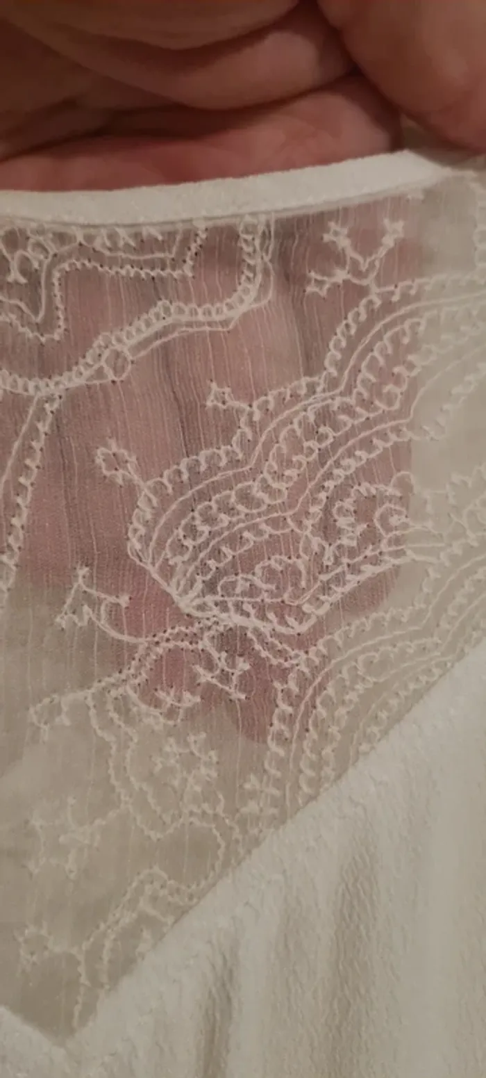 Blouse blanche détail broderie IKKS - photo numéro 5