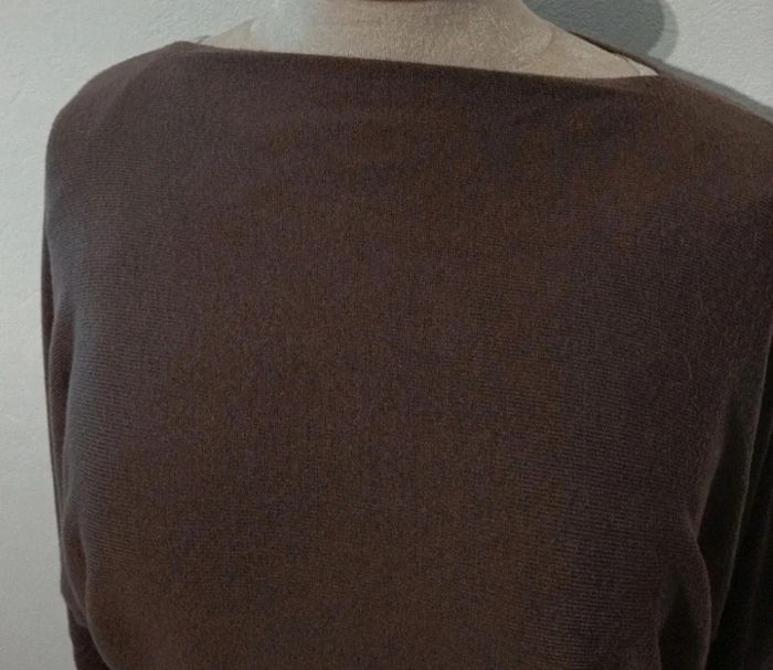 Superbe pull long chauve souris dos nu - photo numéro 3