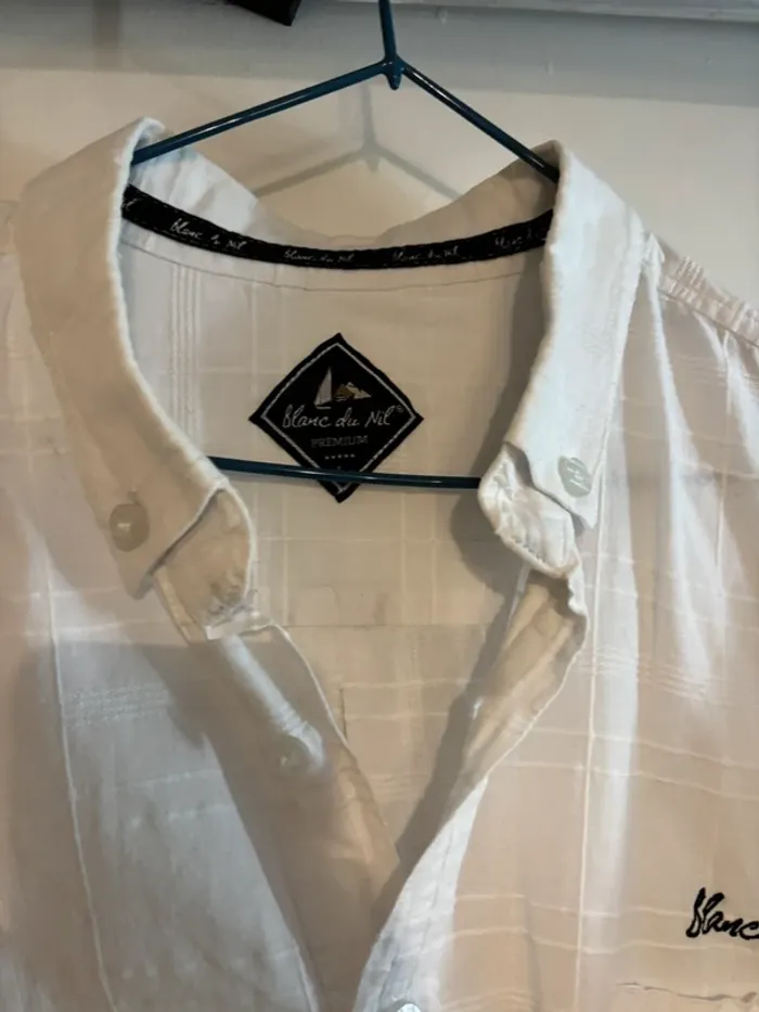 Très belle chemise Blanc du Nil taille L - 40 en très bon état - photo numéro 4