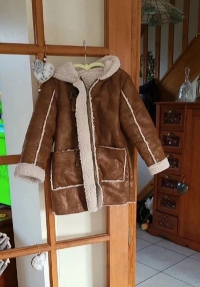 Manteau brillante 4 ans