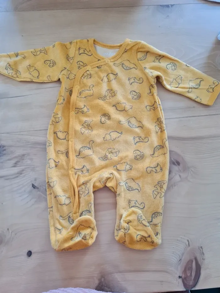 Pyjama 3 mois dinosaures