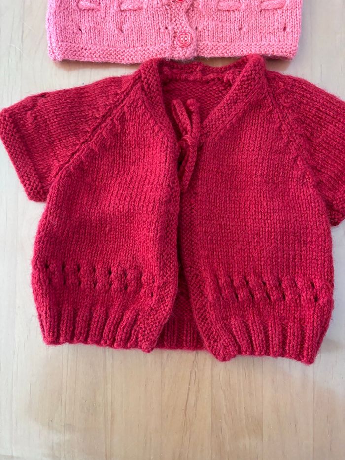 Lot de 3 gilets/pull fait main 3 mois - photo numéro 5