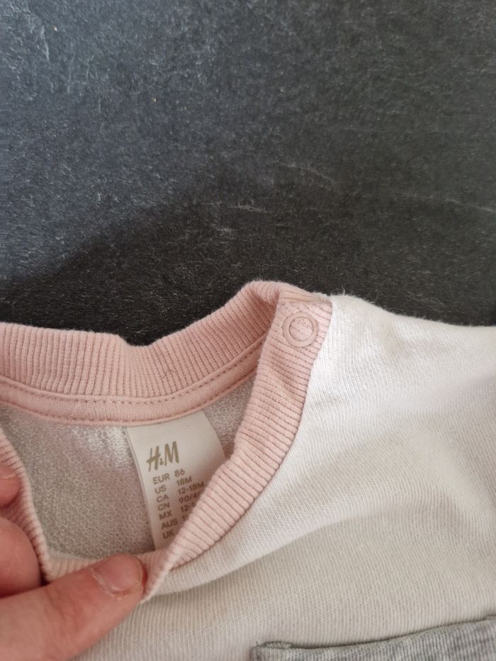 Ensemble H&m 🎀 12-18mois - photo numéro 3