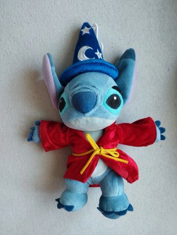 Peluche Stitch magicien