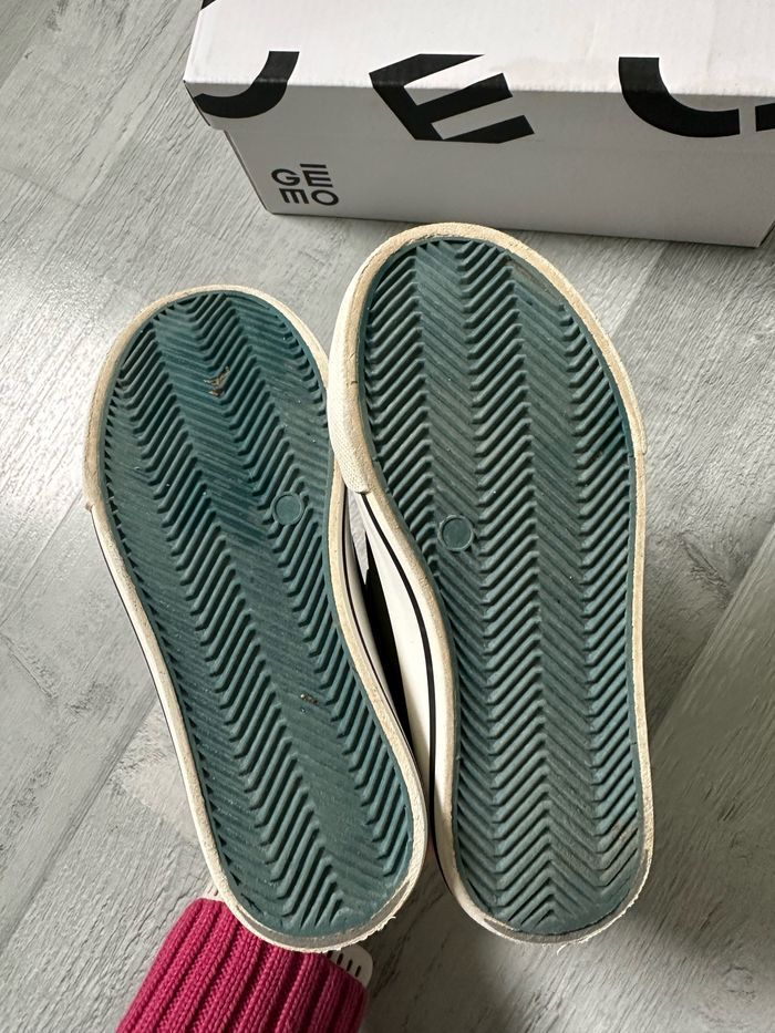 Lot chaussures + claquettes taille 27 garçon - photo numéro 8