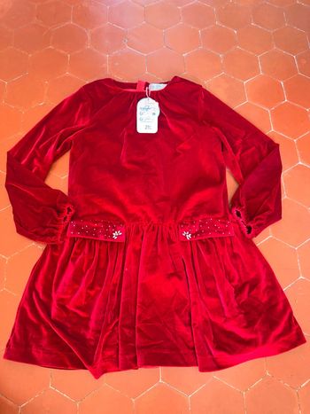 Robe velour Tex  10 ans Neuve avec étiquette (21,99 euros)