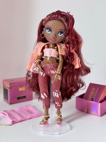 Daria custom Rainbow High 