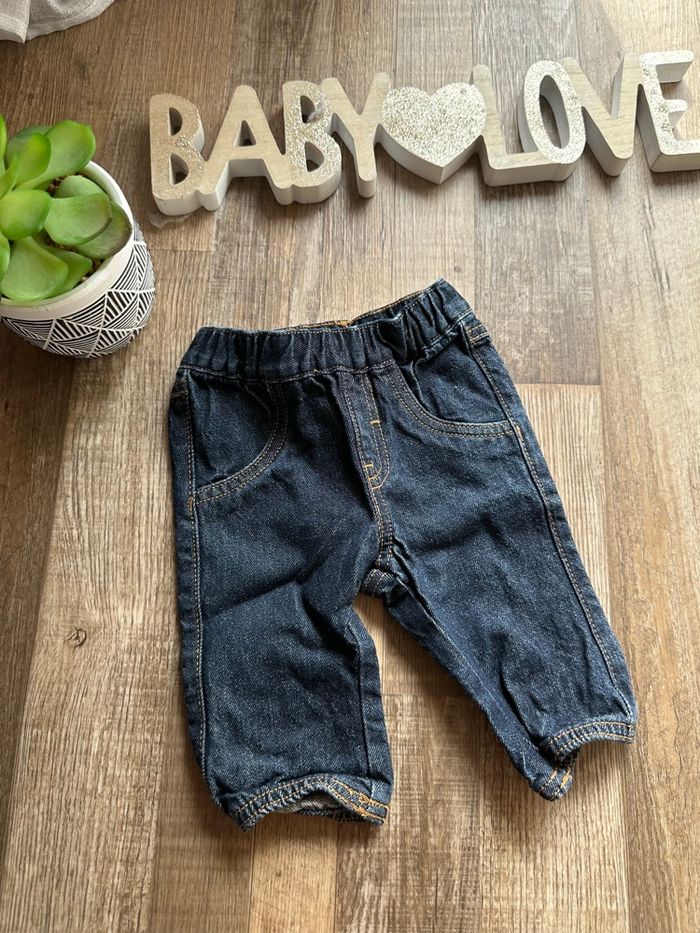 - Jeans Kiabi - 3 mois - Très bon état