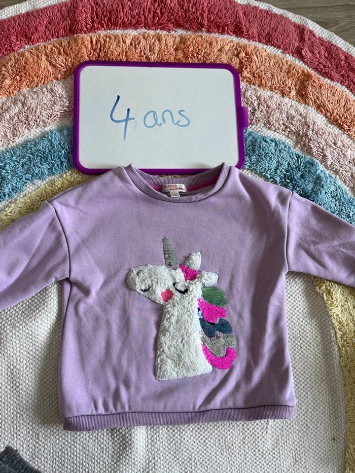 Sweat licorne dpam