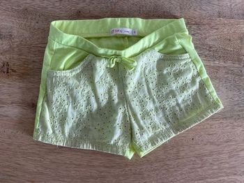 Short fille 