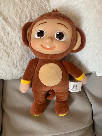 Peluche singe cocomelon