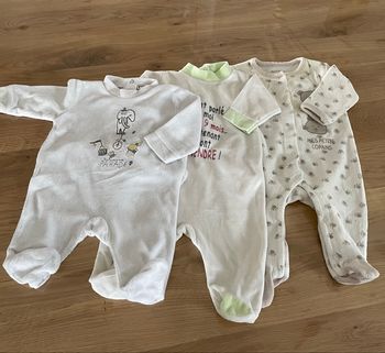 Lot 3 bodies bébé mixte 1 mois – doux, confortable