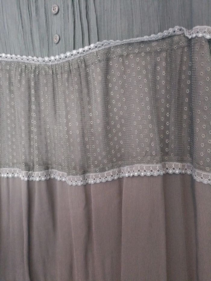 Robe en voile et tulle brodé T. 40 - photo numéro 2