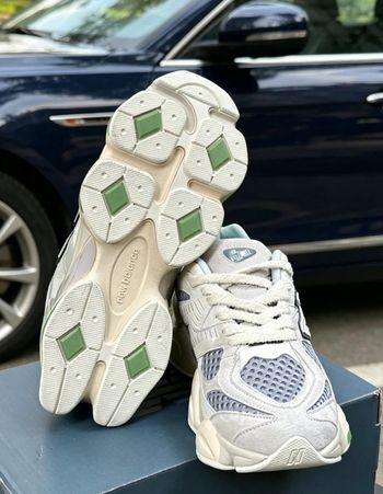 New Balance 9060 Taille  40